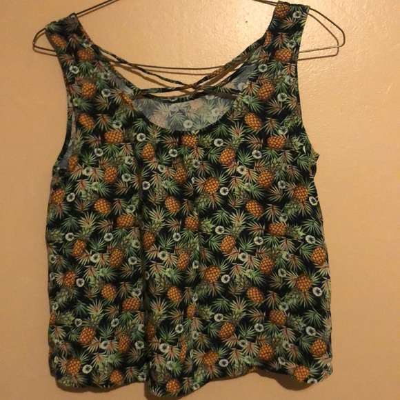 Top - Picture 2 of 3